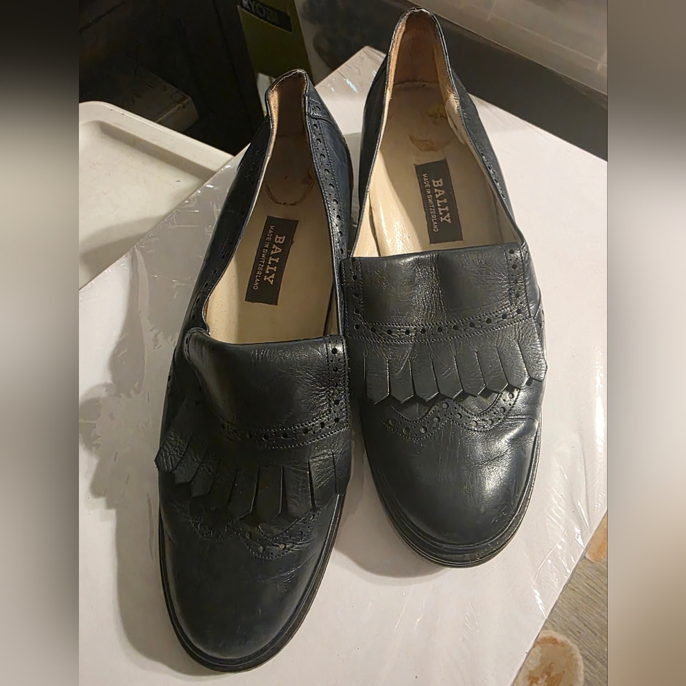 Ballys Vintage Loafers!!